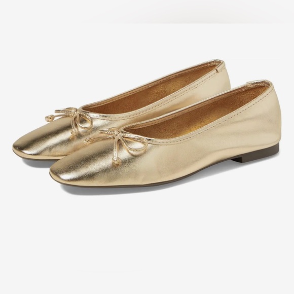 Shutz Shoes - Shutz Arissa platina Metallic leather ballet flats made in Brazil NWOB. Size 5